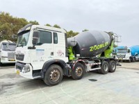 Howo Zoomlion mixer truck